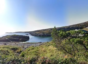 ireland/beara-peninsula/attraction/tra-an-phearla-trawnfearla-cove