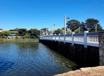 california/monterey/attraction/el-estero-lake