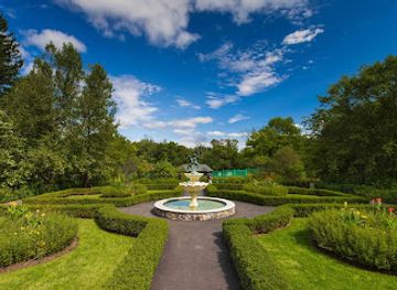 new-york/white-plains/attraction/lasdon-park-arboretum-veterans-memorial