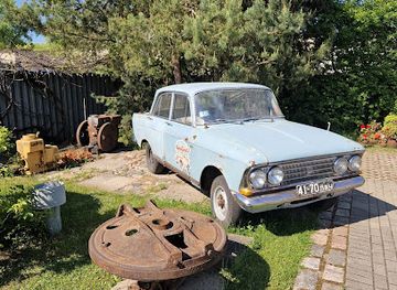 latvia/daugavpils/attraction/retro-automobilu-izstade-retrogaraz-d