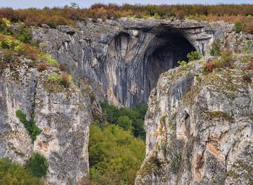 bulgaria/rila/attraction/prohodna-cave