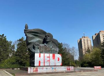 germany/potsdam/attraction/ernst-thalmann-park