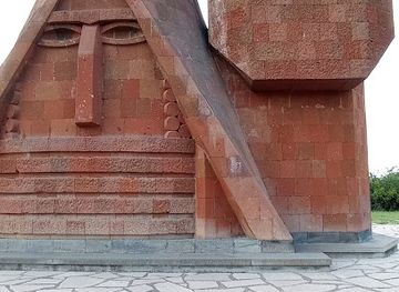 azerbaijan/karabakh-region/attraction/tatik-papik