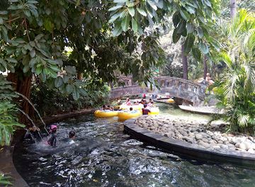 indonesia/west-java/attraction/waterboom-lippo-cikarang