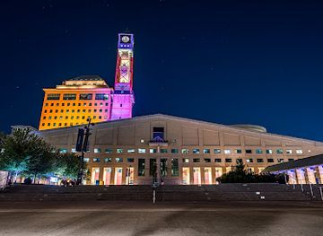 canada/central-canada/attraction/mississauga-celebration-square