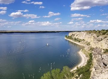 kansas/wilson-lake/attraction/cedar-bluff-overlook