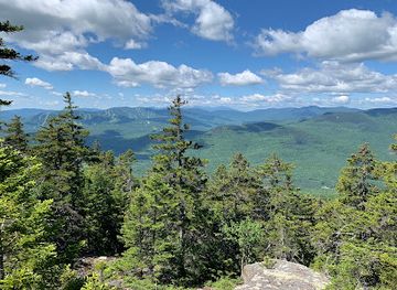 maine/sugarloaf-mountain/attraction/grafton-loop-trailhead