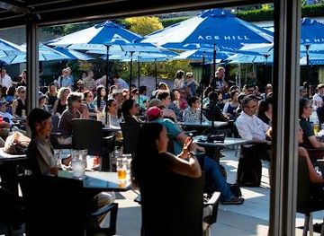 canada/toronto/attraction/roy-thomson-hall