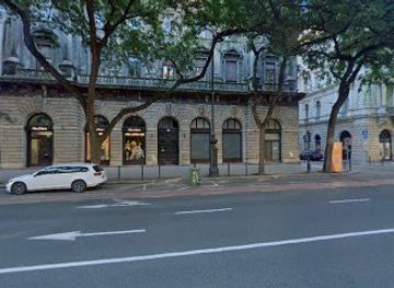 hungary/budapest/andrassy-avenue/attraction/svab-palota