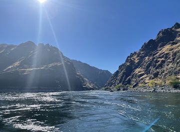 oregon/wallowa-lake/attraction/winding-waters-river-expeditions