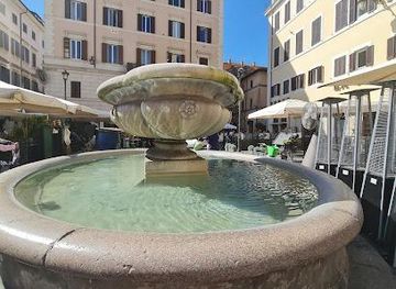 vatican-city/st-peter-s-basilica/attraction/fontana-di-campo-de-fiori