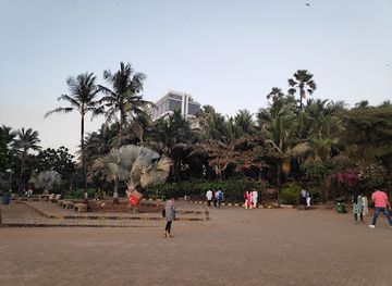 india/mumbai/bandra/attraction/bandra-beach