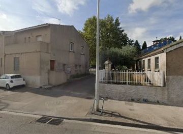 france/nimes/attraction/les-compas-d-abord