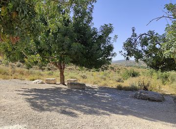 israel/shephelah/attraction/the-bathtub-cave