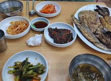 south-korea/incheon/attraction/dongdaemun-grilled-fish-alley