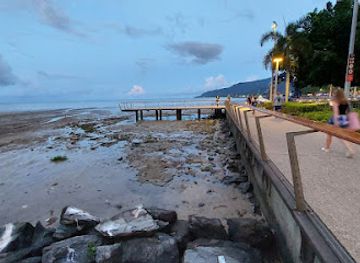 australia/cairns/attraction/cairns-beach-lookout