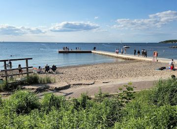 wisconsin/door-county/attraction/sister-bay-beach