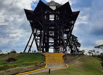 colombia/risaralda-department/attraction/mirador-de-filandia
