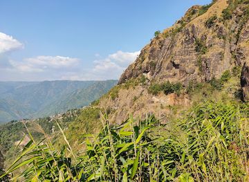 india/meghalaya/attraction/khreng-khreng-fall