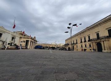 malta/gzira/attraction/st-george-s-square