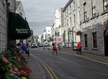 ireland/county-galway/attraction/hall-of-the-red-earl