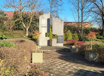 poland/drawa-national-park/attraction/skwer-im-artylerzystow-polskich