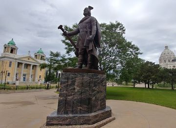 minnesota/saint-paul/attraction/leif-erickson-statue