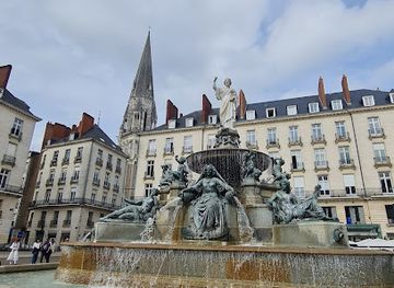 france/pays-de-la-loire/attraction/fontaine-de-la-loire