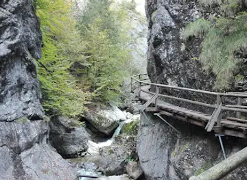 Kraushöhle