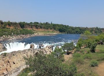 india/central-india/attraction/dhuandhar-waterfall