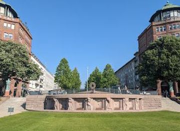 germany/heidelberg/attraction/aussichtsplattform-friedrichsplatz