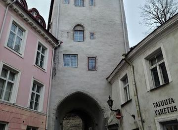 estonia/rapla/attraction/pika-jala-varavatorn