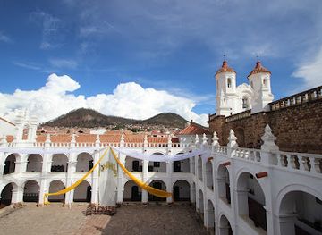 bolivia/sucre/attraction/iglesia-de-san-felipe-de-neri