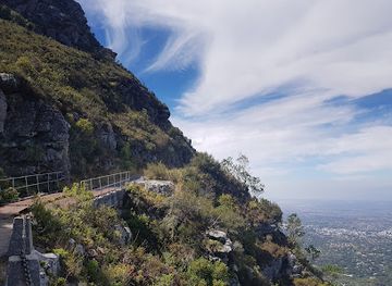 south-africa/table-mountain-national-park/attraction/the-old-iron-bridge