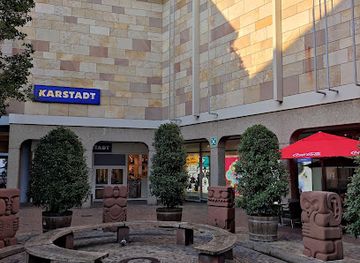 germany/freiburg/attraction/bench-with-fountains