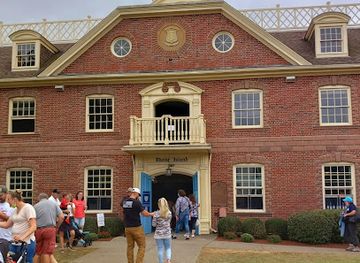 massachusetts/hampden-county/attraction/rhode-island-building