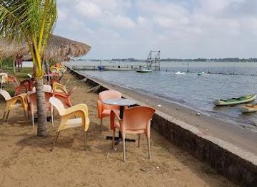 vietnam/can-tho/attraction/bai-tam-can-tho