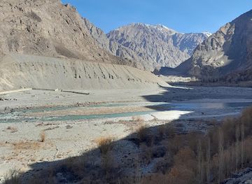 pakistan/ladakh/attraction/old-wooden-bridge-frano-chorbat-india
