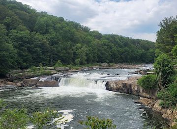 pennsylvania/ohiopyle-state-park/attraction/ohiopyle-trading-post-and-river-tours