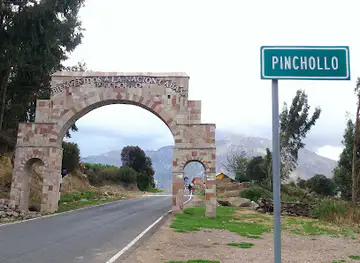 Arco de Entrada a Pinchollo