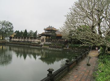 vietnam/southeast/attraction/thai-binh-pavilion