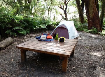australia/wilson-s-promontory-national-park/attraction/sealers-cove-hikers-camp