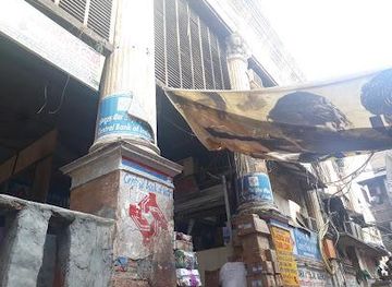 india/delhi/attraction/begum-samru-s-haveli