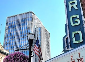 north-dakota/fargo/attraction/greetings-from-fargo-postcard-mural