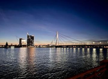 latvia/jurmala/attraction/sculpture-kristaps-the-great