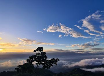 honduras/la-paz-region/attraction/la-pena-la-paz