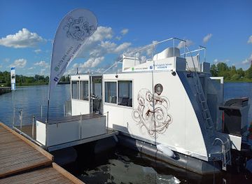 lithuania/panevezys/attraction/pramoginis-laivas-kraken-panevezyje