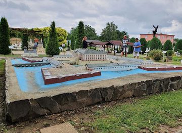 slovakia/trnava-region/attraction/miniature-park-podolie