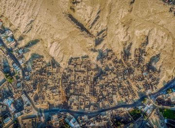 oman/ibri/attraction/madinat-al-raml-al-athariya