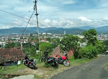 indonesia/lampung/attraction/monkey-forest-tourism-park